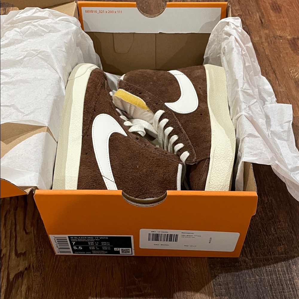 Nike Brown and White Athletic Shoes